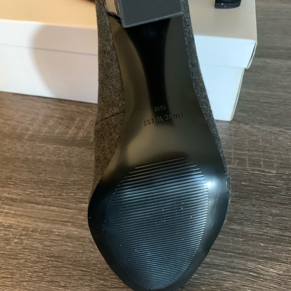 Nine West ladies heels, grey suede, size 9.5, heel 4”. - Picture 6 of 6